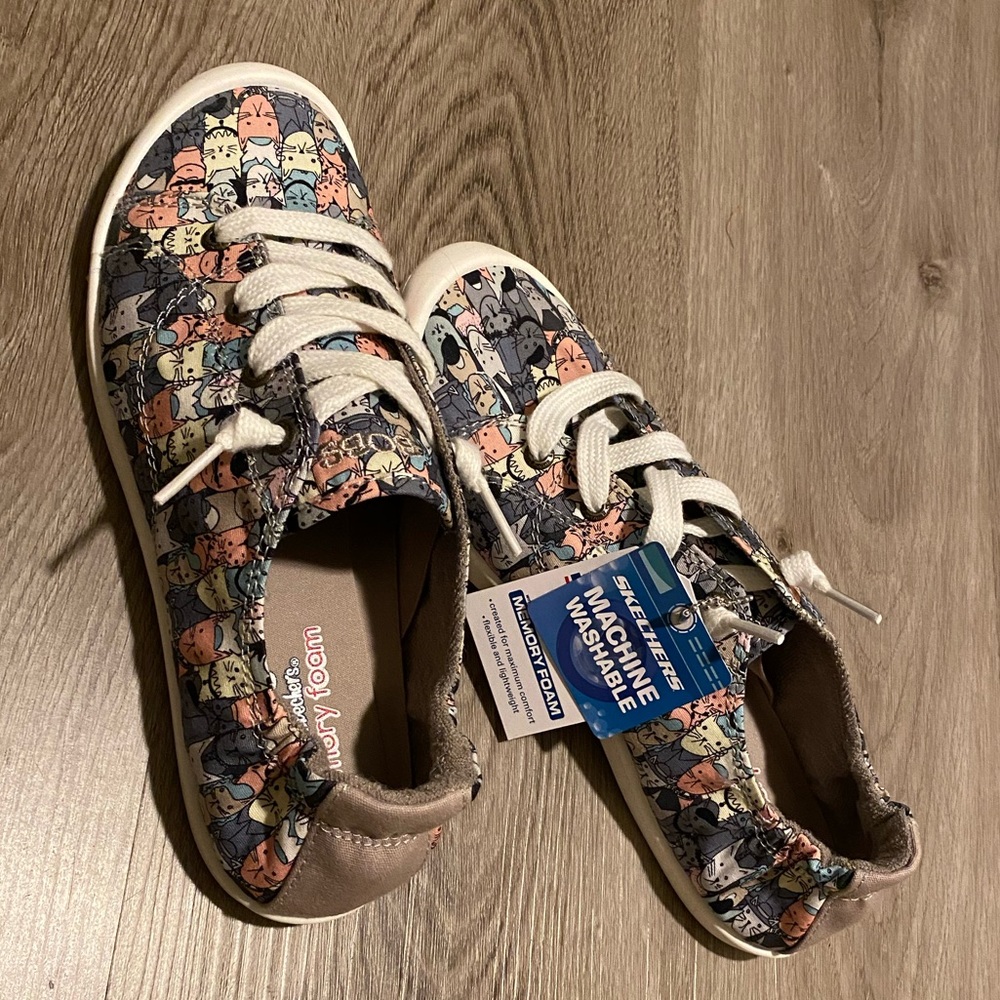 BOB by sketchers cat print shoes